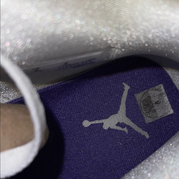 Air Jordan 4 Retro ‘Purple Metallic’ - Picture 6 of 11